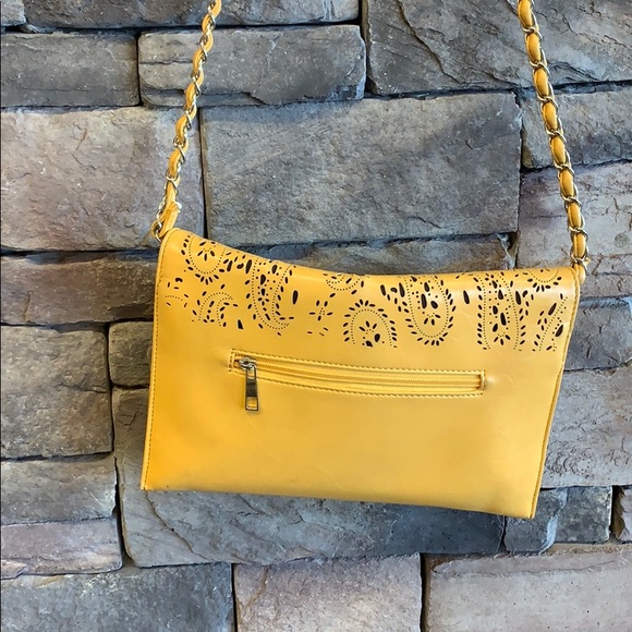 Mellow World | Mustard Yellow Chain Envelope Purse | Crossbody Bag | Etch Design - Picture 6 of 8